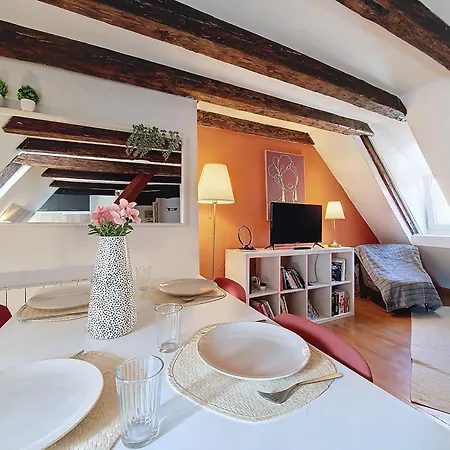 Tonneau - Hypercentre - Cathedrale - Authentique - Duplex