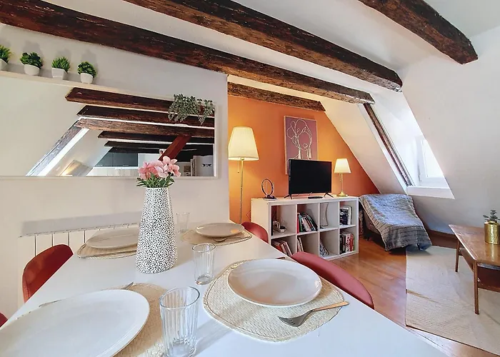 Tonneau - Hypercentre - Cathedrale - Authentique - Duplex